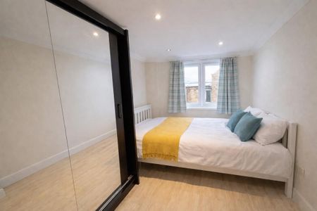 2 bedroom apartment to rent - Photo 3