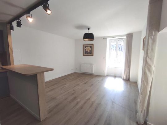 Location Appartement 3 pièces 58m² MILLAU 12100 - Photo 1