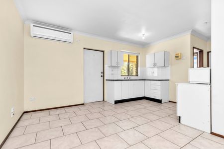 4/6 Saint James Road, Vineyard NSW 2765 - Apartment For Rent | Domain - Photo 2