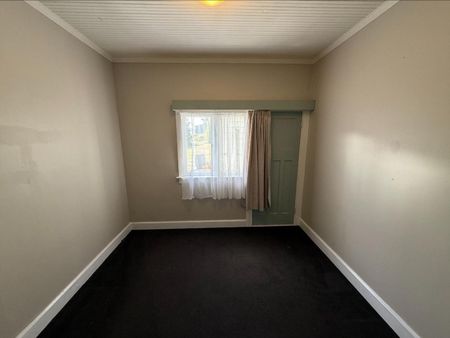 Three bedroom Aramoho home - Photo 2