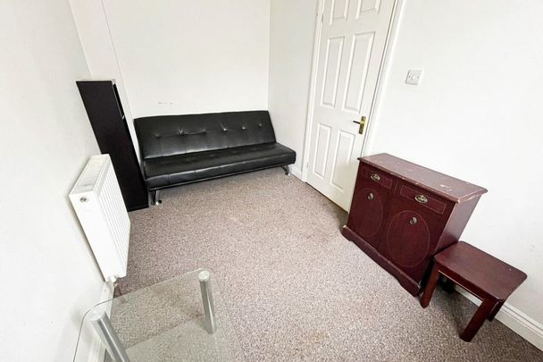 Abbey Street - Photo 1