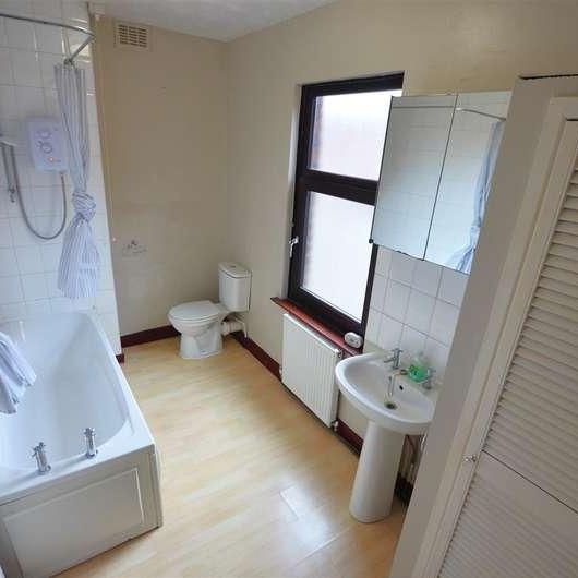 Hartshill Road, Hartshill, Stoke-on-trent, ST4 - Photo 1