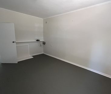 68 Bothwell Street, Port Augusta West - Photo 3