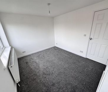 Holland Road, Fens, Hartlepool - Photo 2