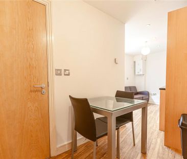 2 bedroom apartment to rent - Photo 5