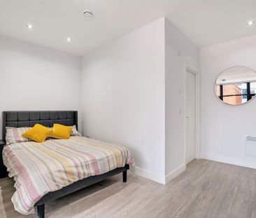 1 bedroom duplex to rent - Photo 3