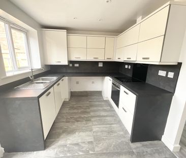 2 bedroom house - end terrace to rent - Photo 5