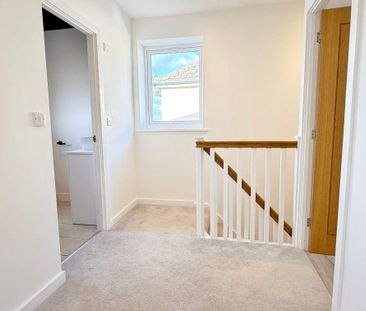 3 bedroom semi-detached house to rent - Photo 6