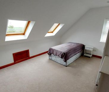 5 bedroom semi-detached house to rent - Photo 3