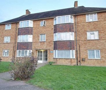Severn Drive, Enfield, EN1 - Photo 5