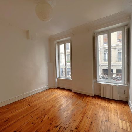 APPARTEMENT T3 A LOUER - LYON 3EME ARRONDISSEMENT - 58.89 m2 - 934 € charges comprises par mois - Photo 3