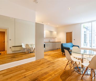 3 bed apartment to rent in Grainger Street, Newcastle Upon Tyne, NE1 - Photo 2