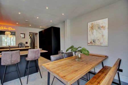 3 bedroom terraced house to rent - Photo 4