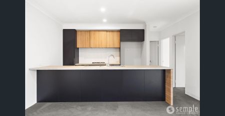 Light, bright 3 x 2 home - Photo 3