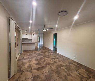 Big Family Home, No Mowing Required! - Photo 6