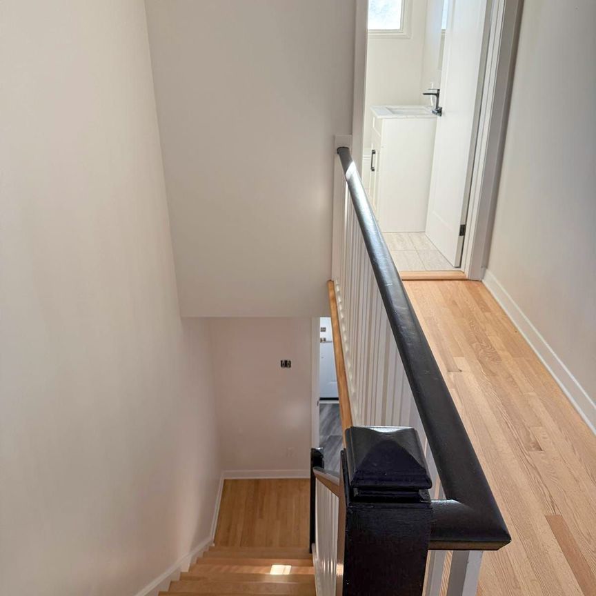 For Lease - 865 Woodroffe Avenue, McKellar Heights - Glabar Park and Area, Ontario - Photo 1