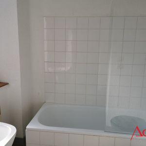 Location Appartement 1 pièce 23m² - Photo 2