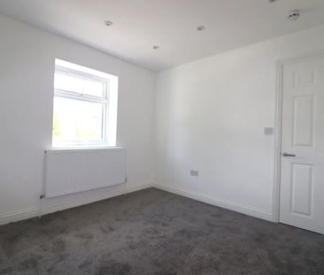2 Bed Detached House, Sidney Road, SE25 - Photo 5