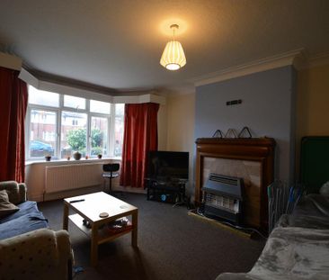 3 bedroom house to rent - Photo 2