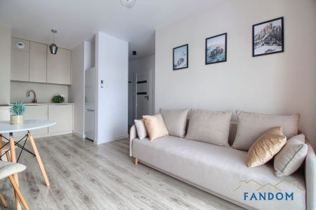 2 pokoje 31 m2 | GARAŻ + KOMÓRKA | os. ARCHITEKTÓW - Photo 2