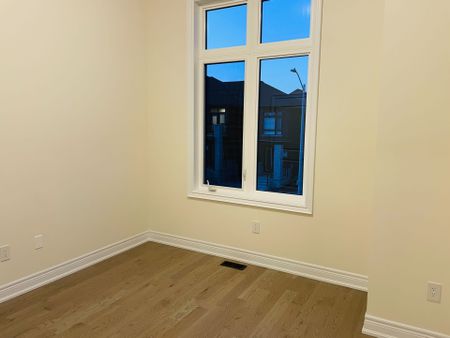 For Lease - 17 Hercules Club Drive, Richmond Hill, Ontario - Photo 2