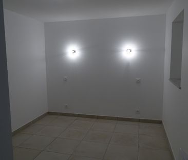 Location Appartement 2 pièces 46m² TINTENIAC 35190 - Photo 3