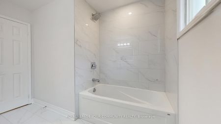 For Lease - 457 Raymerville Drive, Markham, Ontario - Photo 5