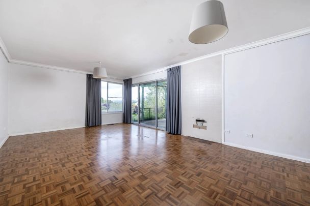 Three Bedroom Home, Close to Schools - Photo 1