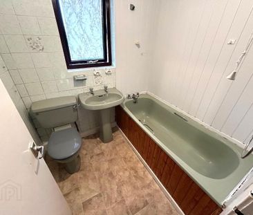 9 Crevenish Walk, Belfast, BT8 7FE - Photo 6