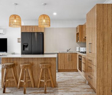 46 Hawkesbury Avenue, Pacific Pines, Qld 4211 - Photo 3