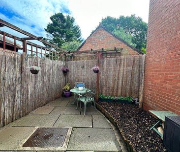 1 bedroom terraced house to rent - Photo 2