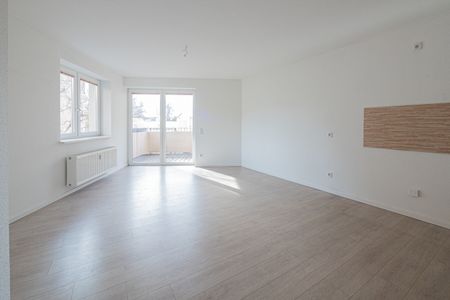 Schicker Neubau mit Aufzug, großem Balkon, Einbauküche und Stellplatz, am Sechsstädteplatz. - Photo 3