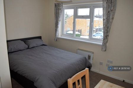 1 bedroom maisonette to rent - Photo 4