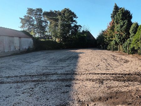 Compleet gerenoveerde woning met nieuwe aanbouw, grote tuin - Photo 3