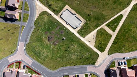 4 bedroom detached house to rent - Photo 2