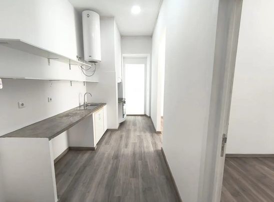 Rua Miguel Pais, Barreiro, Setúbal Municipality 2830 - Photo 1