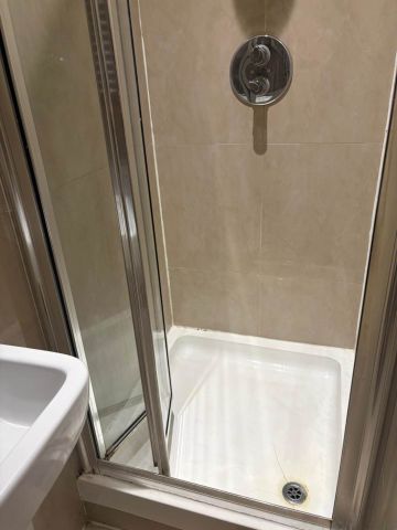 Price £1,100 pcm - Available 17/01/2026 - Furnished - Photo 2