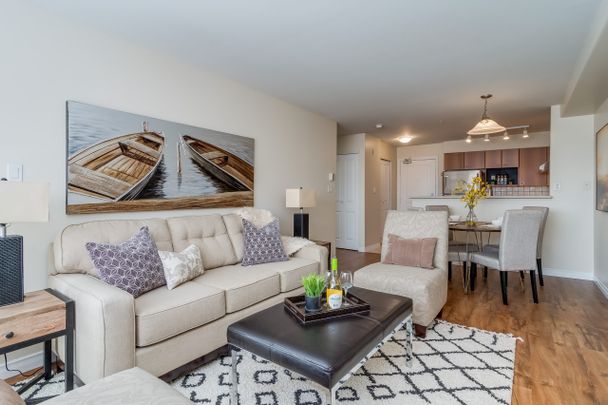 A,E - 1 Bed, 1 Bath - Photo 1