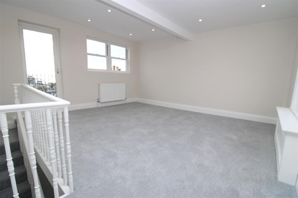 Victoria Road, Brighton - Photo 1