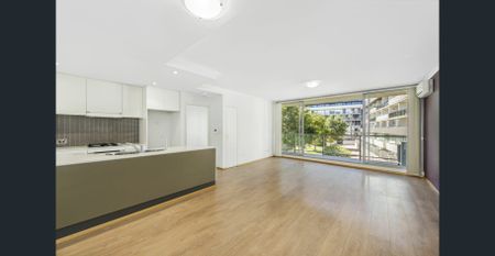 FULLY FURNISHED TWO BEDROOM APARTMENT - Photo 4