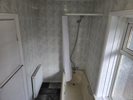 2 Bed Semi-Detached House, Ronksley Road, S5 - Photo 3