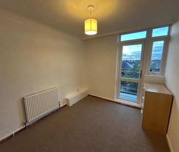 208e Upper Lisburn Road, Finaghy, Belfast, BT10 0LA - Photo 2