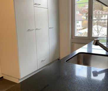 Charmante 4.5-Zimmer-Altbauwohnung in Langnau im Emmental - Foto 5
