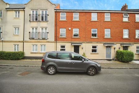 3 bedroom terraced house to rent - Photo 4