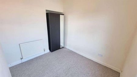 Trafalgar Terrace, YO12 - Photo 2