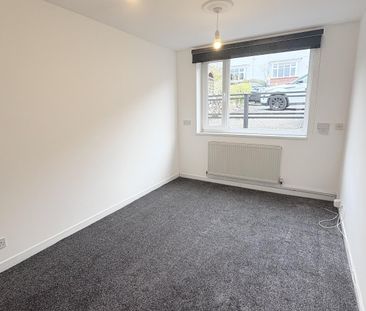 3 bed Detached Bungalow in Birch Avenue , Ambergate, Belper, DE56 2GL - Photo 2