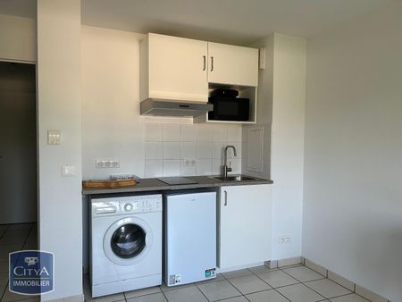 Location Appartement 1 pièce 23m² TRAPPES 78190 - Photo 3