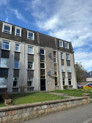 9 Gairn Terrace, Aberdeen, AB10 6BB - Photo 1