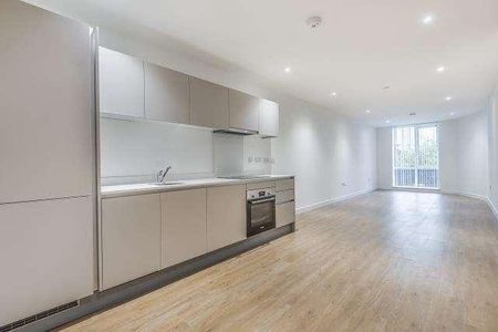 Royal Winchester House, Bracknell, RG12 - Photo 4