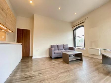 2 bedroom apartment to rent - Photo 2